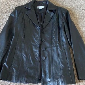 Modern Essentials leather jacket